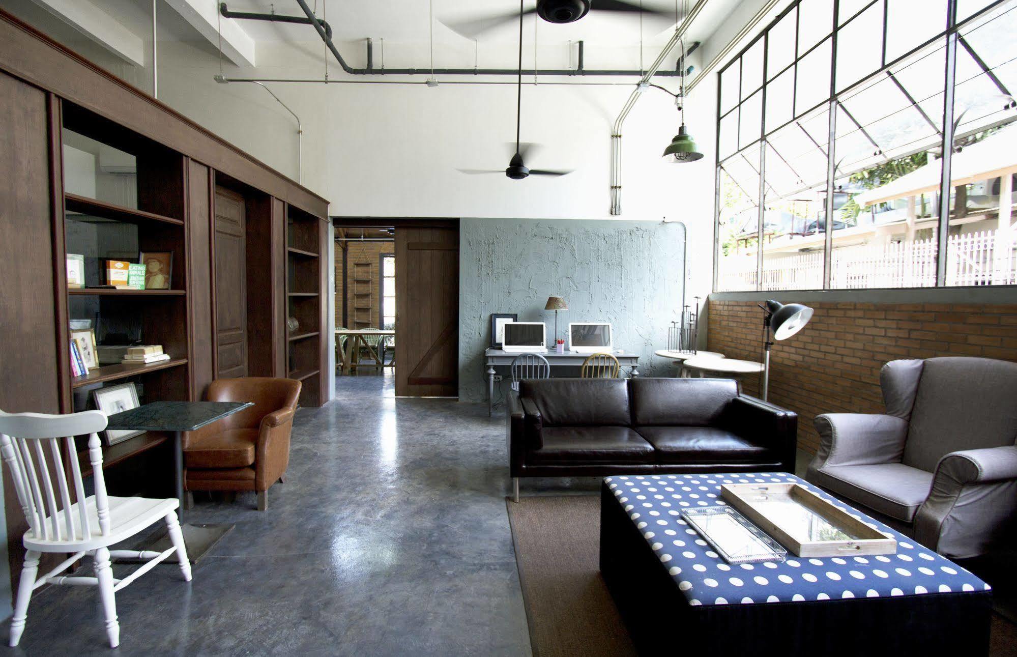 Oneday Hostel Sukhumvit 26 Bangkok Exterior foto